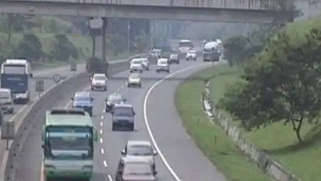 Tol Cipularang Ramai Lancar