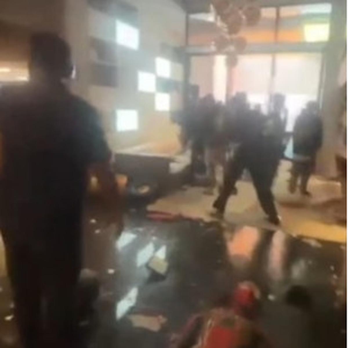 Amuk Massa, Rumah Mewah DPR RI Ahmad Sahroni Dirusak