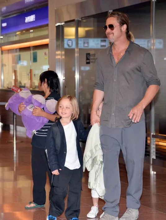 FBI pun mengklaim bahwa tidak ada penyidikan resmi yang sedang berlangsung, meskipun mereka hanya mengumpulkan bukti-bukti terkait isu yang menimpa Pitt. (AFP/Bintang.com)