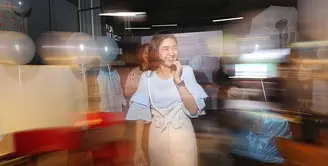 Rasa cinta Cut Syifa untuk para penggemar yang setia mendukungnya memang selalu terasa. (Bambang E. Ros/Bintang.com)