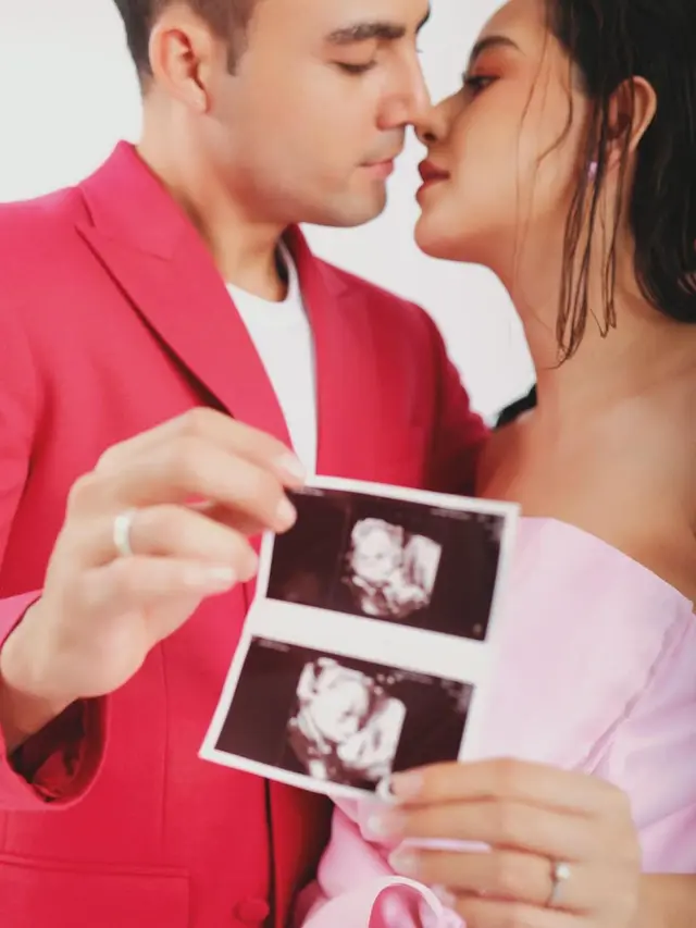 6 Potret Maternity Shoot Laura Theux Bergaun Pink, Umumkan Mengandung Bayi Perempuan