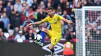 Namun ada minat baru dari Chelsea membuat Jorginho berpikir dua kali. ternyata penunjukan Maurizio Sarri sebagai pelatih Chelsea membuat Jorginho berpaling hati ke Stamford Bridge. (AFP/Ben Stansall)