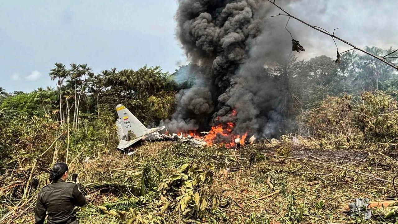 Pesawat Hercules Kolombia Jatuh Usai Lepas Landas, 66 Orang Tewas
