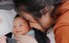 Super Cute, 6 Potret Menggemaskan Putri Gritte Agatha dan Arif Hidayat di Usia 1 Bulan