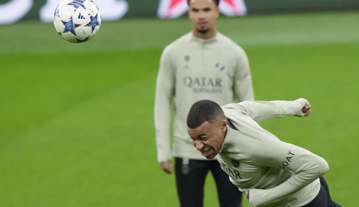 PSG yang saat ini memimpin klasemen dengan poin enam jelas tidak ingin memberi Milan kesempatan untuk bangkit. (AP Photo/Luca Bruno)