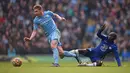 Kevin De Bruyne telah memainkan peran penting di skuat Pep Guardiola. Ia telah menghidupkan gaya tersendiri untuk permaianan Manchester City. Selain itu, De Bruyne juga mampu mencetak banyak gol pada musim ini. Tercatat, ada 15 gol dan tujuh assist dalam 29 penampilannya di Liga Inggris. (AFP/Oli Scarff)