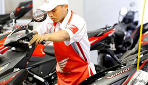 Sering liat motor setelah di servis lalu di gas-gas oleh mekanik? apakah aman.? (hondacengkareng.com)