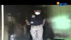 Mengetahui adiknya meninggal dunia kakak korban pun histeris dan jatuh pingsan.