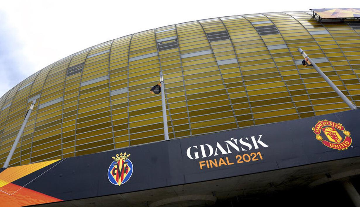 Venue tersebut dibangun di area seluas 45.000 meter persegi dan mampu menampung sekitar 43.615 penonton. Stadion ini merupakan yang terbesar ketiga di Polandia setelah Stadion nasional dan Stadion Silesia. (AP /Michael Sohn)