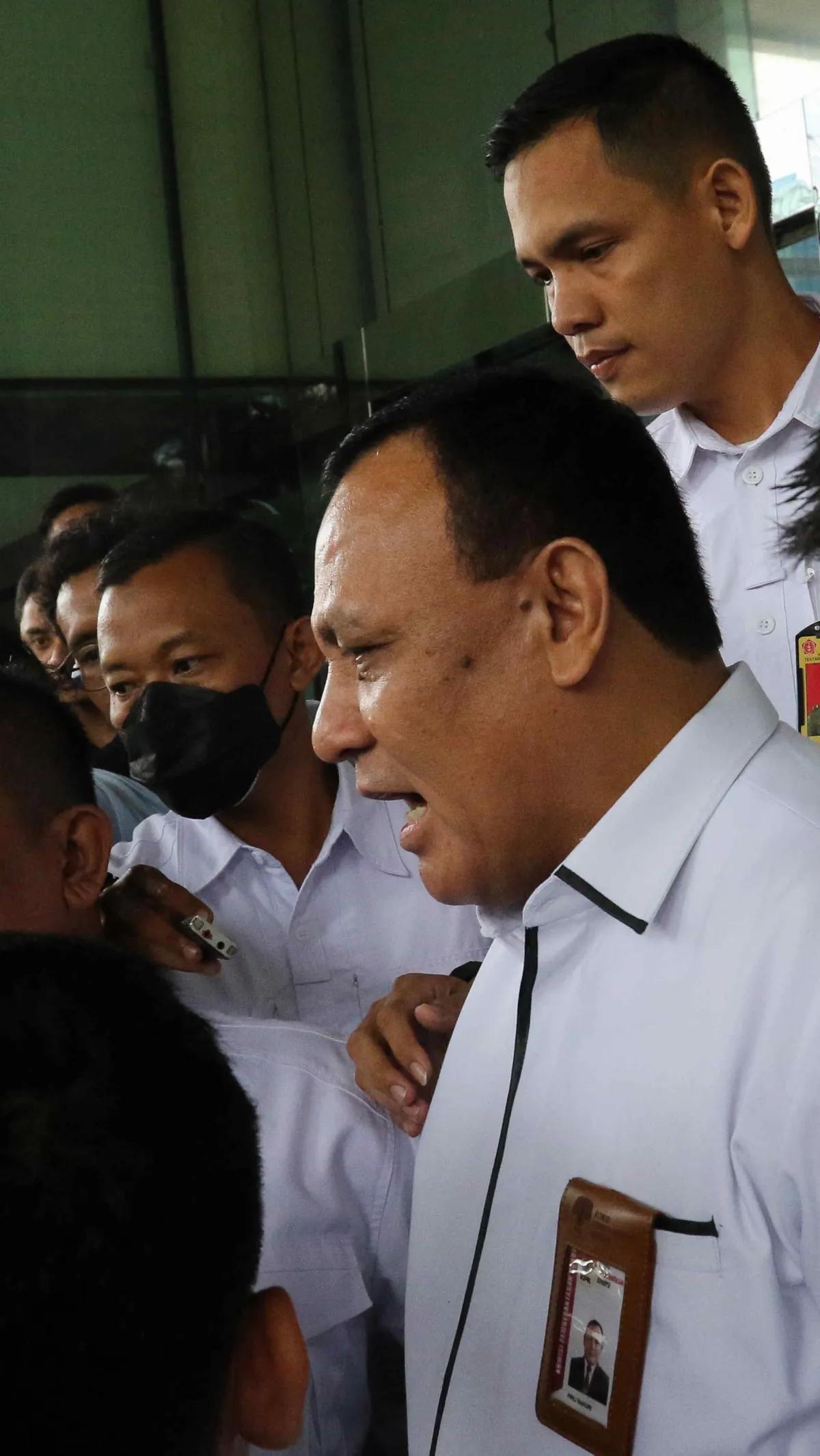 Ketua Komisi Pemberantasan Korupsi (KPK), Firli Bahuri saat memberikan keterangannya usai menjalani pemeriksaan etik dengan Dewan Pengawas di Gedung ACLC KPK.