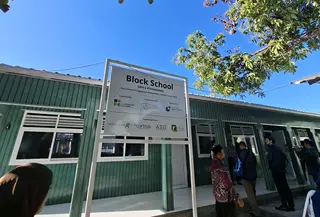 Empat ruang kelas dibangun melalui program Classroom of Hope, organisasi nirlaba asal Australia yang berfokus pada penyediaan fasilitas pendidikan bagi komunitas terdampak bencana. (Liputan6.com/Winda Nelfira)
