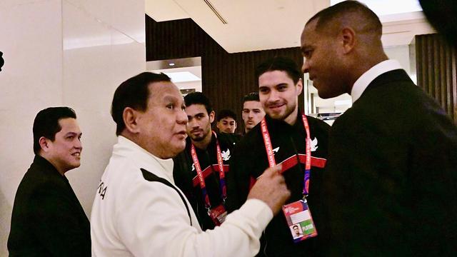 Presiden Prabowo Subianto menemui langsung para pemain Timnas Indonesia di Hotel Fairmont Jakarta, Selasa (25/3/2025).