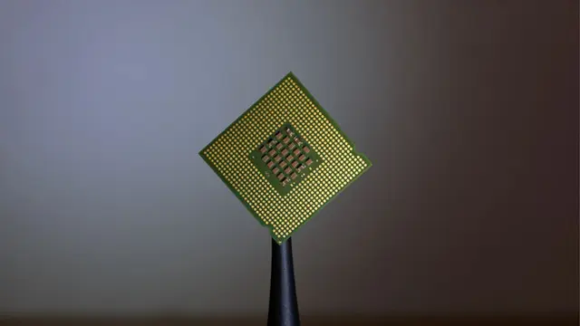 CPU