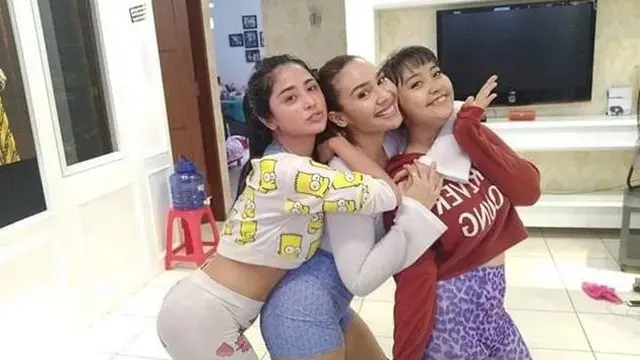 Intip 7 Bagian Rumah Mewah Dewi Perssik yang Elegan