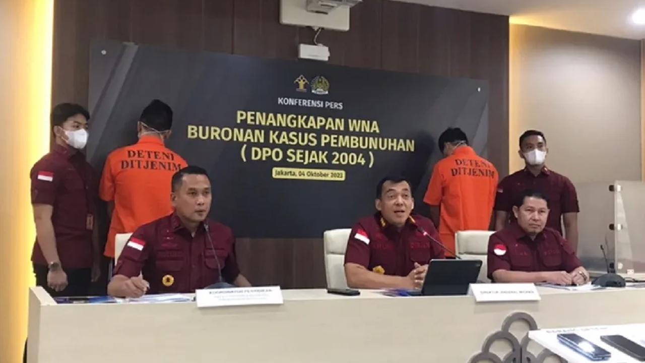 Penangkapan kedua tersangka berawal dari surat permintaan dari Kedutaan Besar China kepada Direktorat Intelijen Ditjen Imigrasi pada 31 Agustus 2023.<br>
