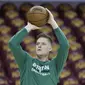 Jonas Jerebko saat melawan Cleveland Cavaliers pada laga Final NBA wilayah timur, Selasa (23/5/2017) (AP Photo/Tony Dejak)