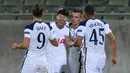 Gelandang Tottenham Hotspur, Giovani Lo Celso (kedua kanan) berselebrasi usai mencetak gol ke gawang Ludogorets Razgrad pada pertandingan grup J Liga Europa di Stadion Huvepharma Arena, Razgrad, Bulgaria (5/11/2020). Tottenham menang 3-1 atas Ludogorets Razgrad. (AFP/Nikolay Doychinov)