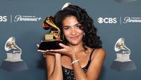 Olivia Dean Menang Artis Pendatang Baru Terbaik Grammy Awards 2026, Akui Dirinya Cucu Imigran