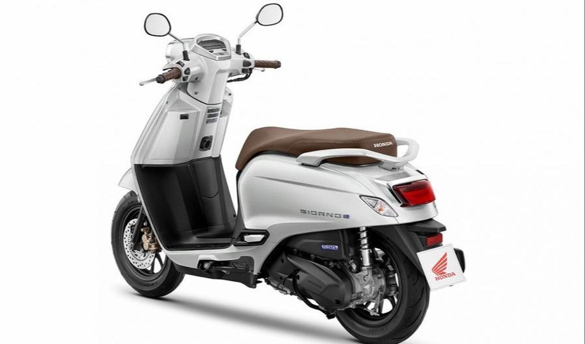 Secara tampilan Honda Giorno punya desain klasik khas skuter Italia. Dimensi terlihat lebih besar daripada skuter Honda pada umumnya. Lampu depan bentuk bulat dan dikelilingi list krom,&nbsp;terlihat sangat klasik.