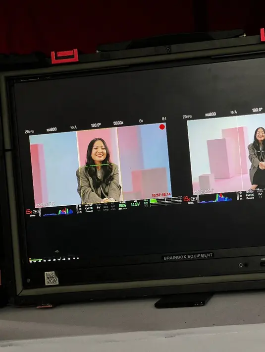 Pada kesempatan itu, Bernadya juga menceritakan katakter dirinya yang tidak banyak diketahui orang. "Kalau digambarkan 3 kata, aku itu unik, cuek pada hal yang penting dan Perasa," tuturnya. [ist]