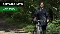 Andhina Ayuningtyas, pegiat Mountain Bike yang juga pernah sekolah pilot.