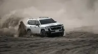 Begini Rasanya Geber Toyota Land Cruiser 300 Hybrid EV ala Rally Dakar