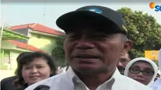 Mendikbud mengaku ingin menyosialisasikan Lagu Indonesia Raya 3 Stanza karena lagu ini adalah Lagu asli dari Indonesia Raya.