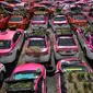 Perusahaan Taksi Ini Sulap Mobil yang Tidak Beroperasi Jadi Kebun Sayur (Autoblog)