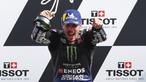 Pembalap MotoGP Maverick Vinales melakukan selebrasi usai memenangkan MotoGP Emilia Romagna 2020 di Sirkuit Misano, Misano Adriatico, Italia, Minggu (20/9/2020). Maverick Vinales keluar sebagai juara disusul Joan Mir dan Pol Espargaro. (AP Photo/Antonio Calanni)