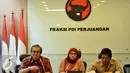Nazaruddin Kiemas (kanan) saat menggelar konfers terkait sistem transportasi, Jakarta, Rabu (23/3/2016).  Menurut F-PDIP revisi UU No 22/2009 perlu segera dilakukan menyusul aksi demo ribuan sopir taksi yang berujung ricuh. (Liputan6.com/Johan Tallo)