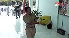 Pacar tidak bertanggung jawab dan takut ketahuan dengan orang tua, siswi SMAN 12 Surabaya nekad menjerat bayi yang baru dilahirkan. 