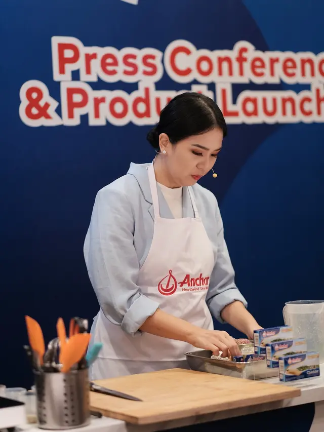 Mencicipi Lezatnya Keju Anchor Cheddar, Bikin Masakan Keluarga #BerasaBedanya