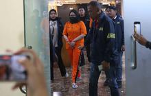 FOTO: Penampakan Pemilik WO Ayu Puspita Usai Ditetapkan sebagai Tersangka