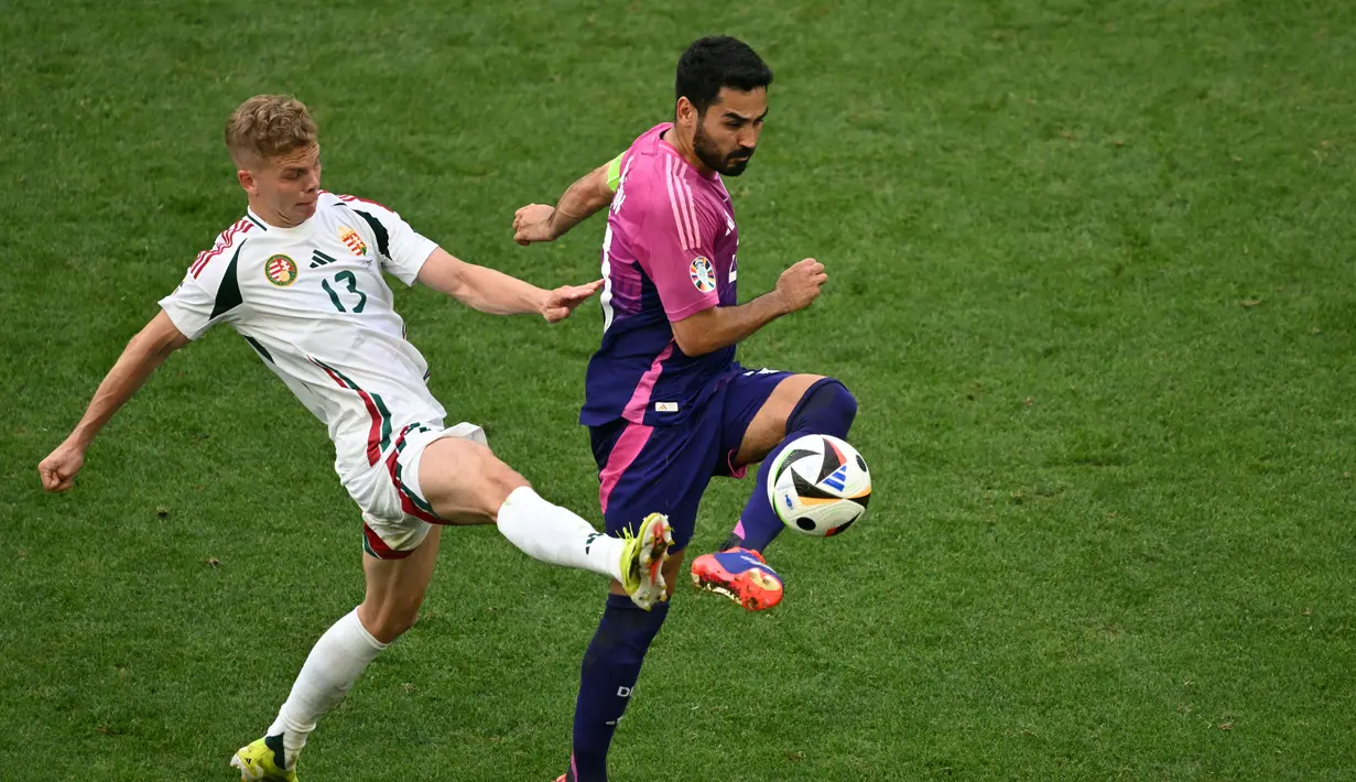Timnas Jerman unggul dahulu berkat gol Jamal Musiala di babak pertama. (THOMAS KIENZLE / AFP)