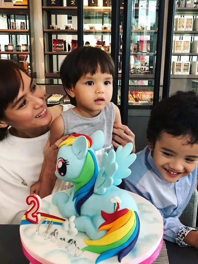 [Bintang] Renata Kusmanto