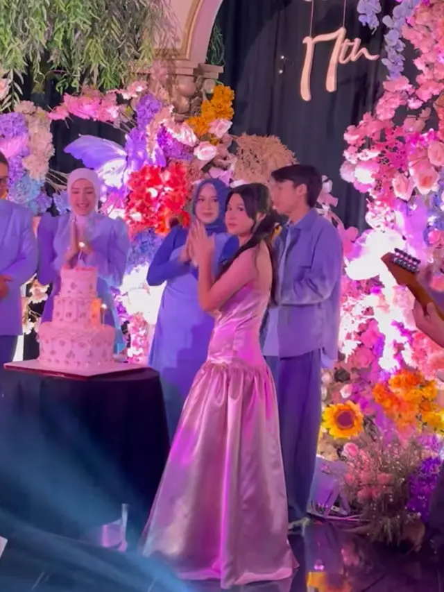 Pesta ulang tahun Nasha Anaya Putri Pasha Ungu. [@dntmrsh]