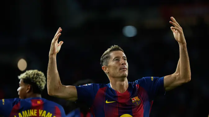 Gol Spektakuler Lewandowski Antar Barcelona Taklukkan Real Sociedad