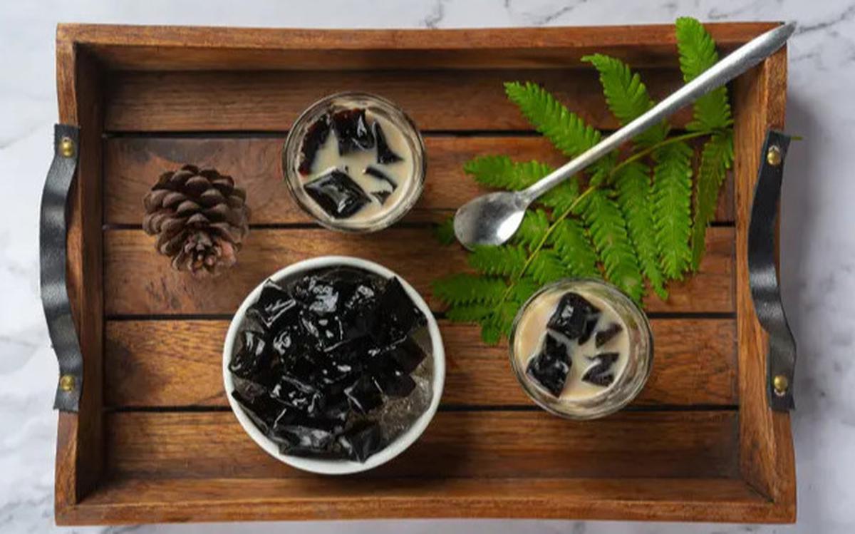 Resep Es Cincau Hitam untuk Ramadhan, Sajian yang Segar dan Menyehatkan untuk Berbuka