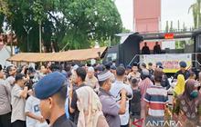 Polda Kalsel Bagikan Takjil 1.000 Porsi, Antusiasme Warga Sambut Berkah Ramadan