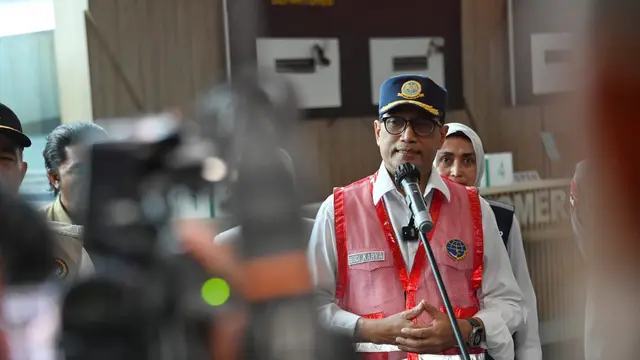 Menteri Perhubungan Budi Karya Sumadi memastikan kesiapan Pelabuhan Ciwandan untuk dioperasikan selama periode mudik lebaran 2023. (Dok Kemenhub)