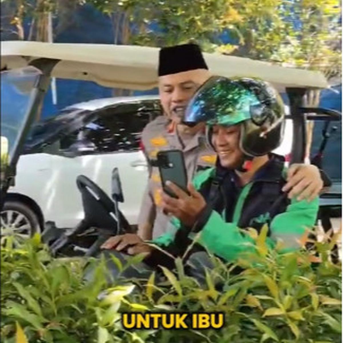 Asyik Sedang Video Call dengan Sang Istri, Ojol Ini Kaget Tiba-tiba Disamperi Jendral Polisi