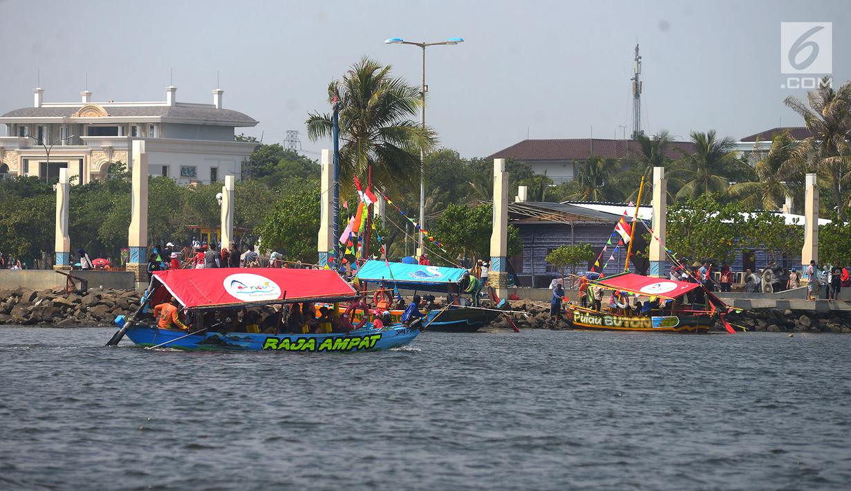 Foto Menikmati Keindahan Pantai Ancol Naik Perahu Wisata News