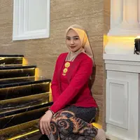 Penampilan Wajah Ria Ricis Manglingin. [@riaricis1795]