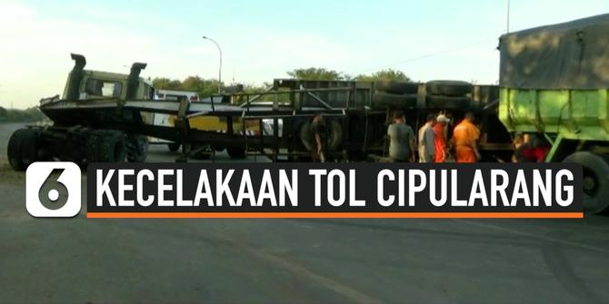 VIDEO: Menghindari Kendaraan Lain, Truk Terguling di Tol Cipularang