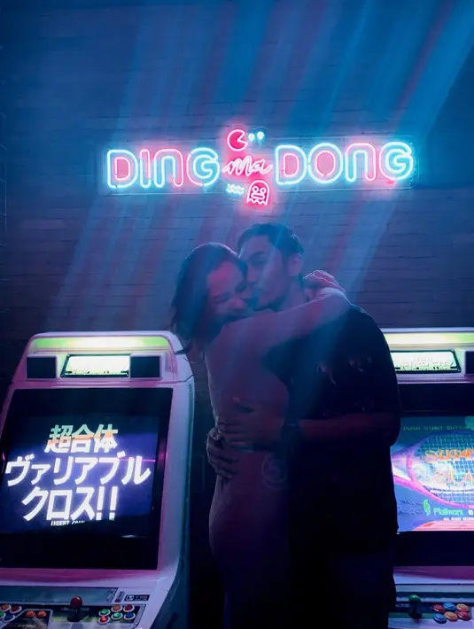 Restu Sinaga dan Vicky Monica