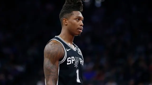 Lonnie Walker
