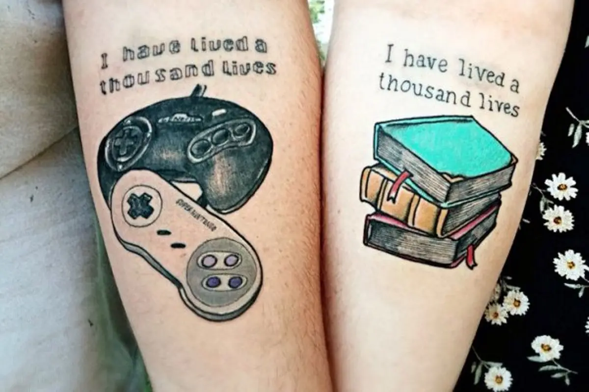 23 Inspirasi Tato untuk Kalian Pasangan Geek
