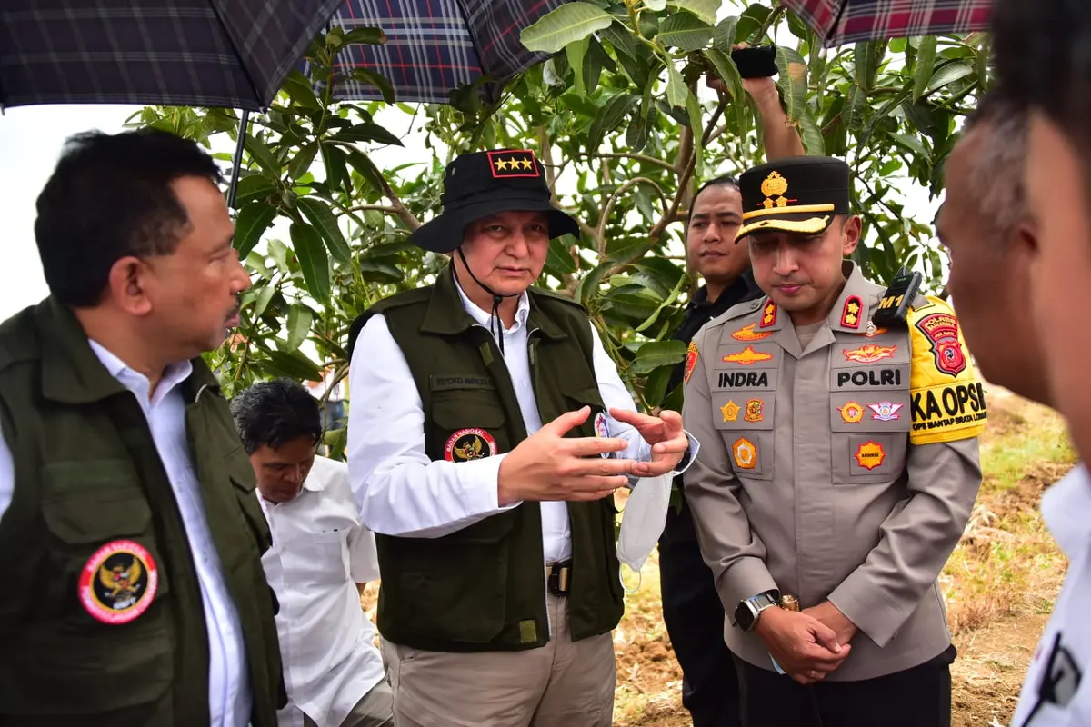 Kepala BNPT RI Komjen Pol Rycko Amelza Dahniel mengungkapkan rencana untuk memaksimalkan program deradikalisasi, khususnya dalam membangun reintegrasi dengan masyarakat sekitar melalui sektor wirausaha di bidang perkebunan.
