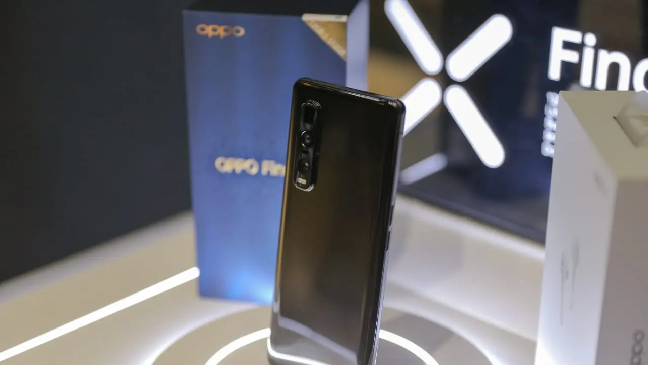 OPPO Find X2 Pro /dok. OPPO