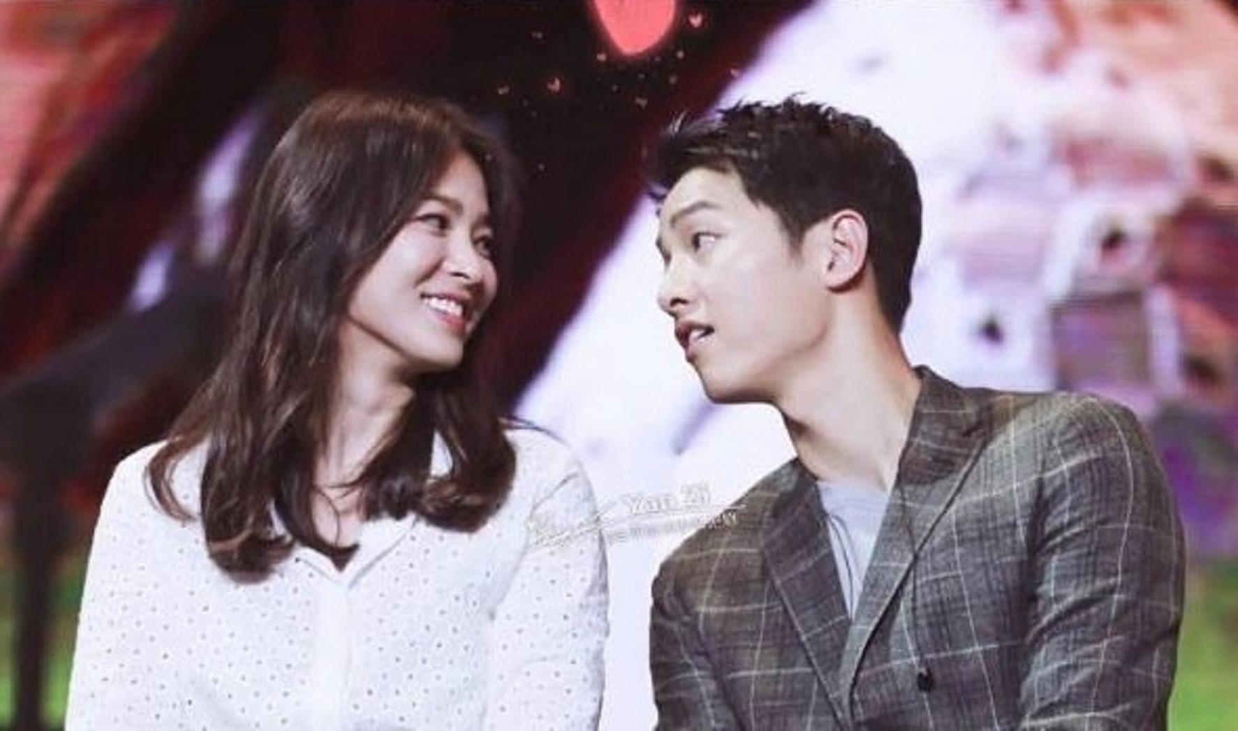 Song Joong Ki dan Song Hye Kyo (Yibada)